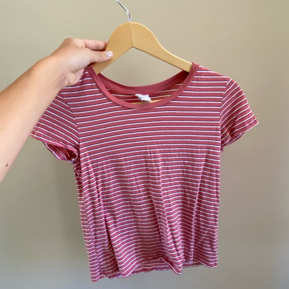 pink/white striped women’s tee